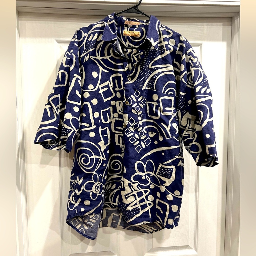 Vintage GUESS Casual Button Down T Shirt